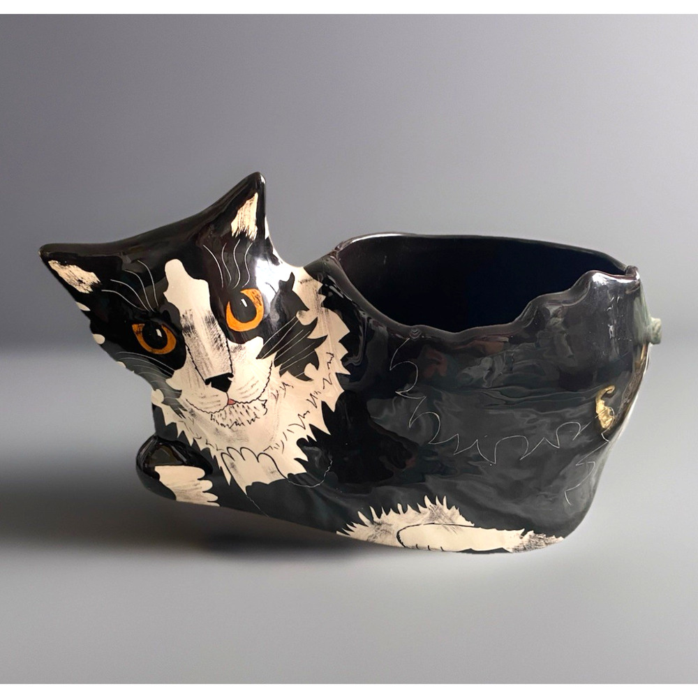 Cats By Nina Lyman Large Black And White Ceramic Cat Planter Pot 12” Lx6”wx7”H